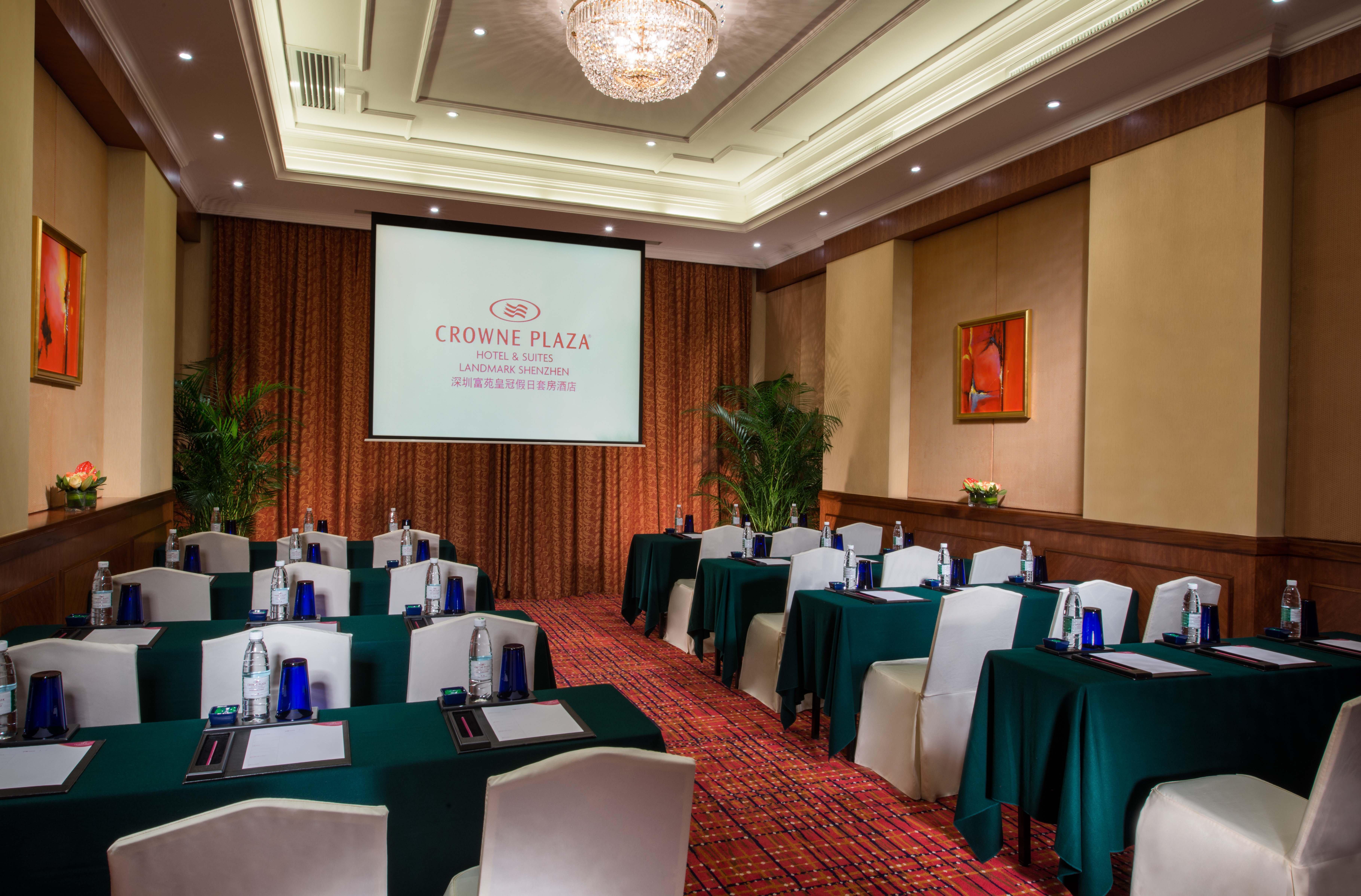 Crowne Plaza Hotel & Suites Landmark Shenzhen By Ihg - Nearby Luohu Border, Indoor Heated Swimming Pool, Complimentary Welcome Drink Exterior foto